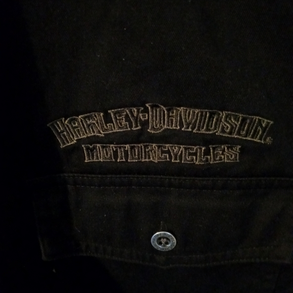 Harley Davidson shirt - Picture 2 of 3